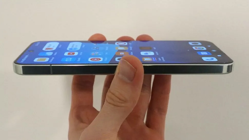 Обзор Xiaomi 13: элегантный и изысканный подражатель iPhone